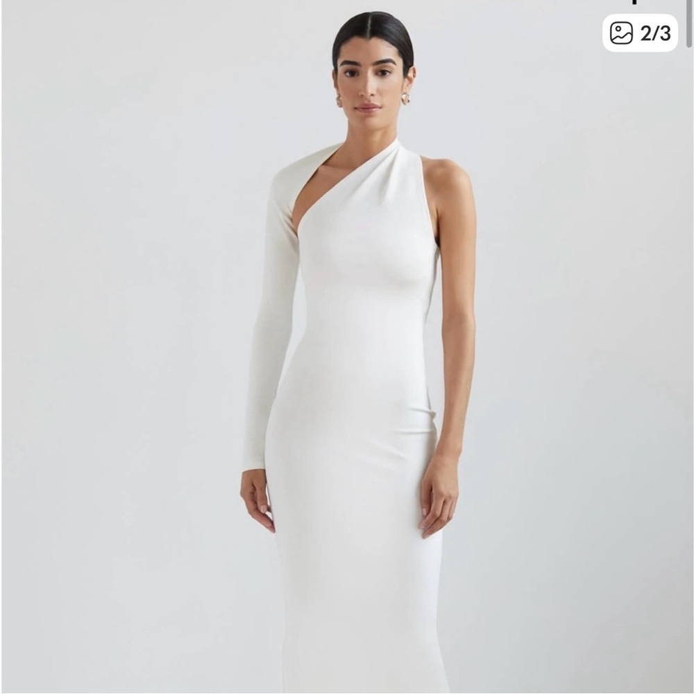 Chic Asymmetrical White Wedding Dress